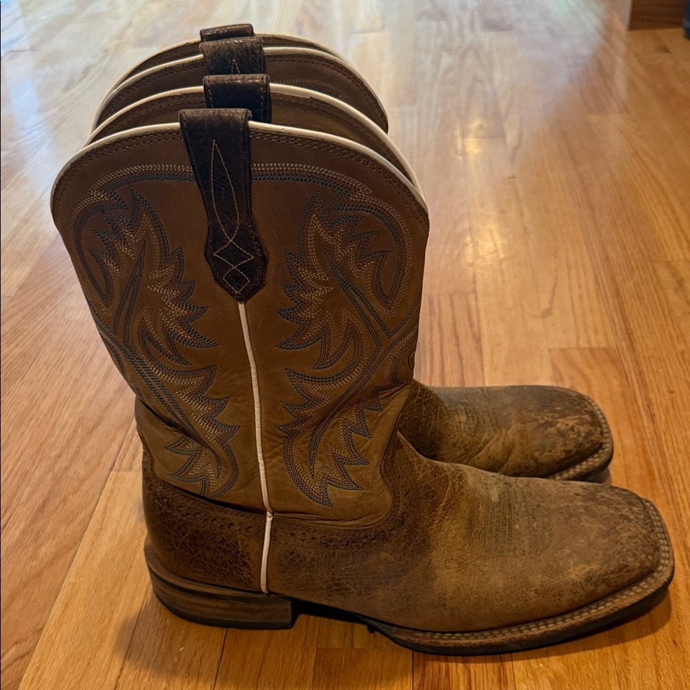 Ariat Tan and Brown Western Boots
